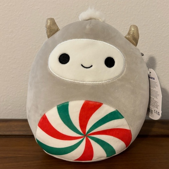 Squishmallows Other - Nissa 8 inch Squishmallow NWT